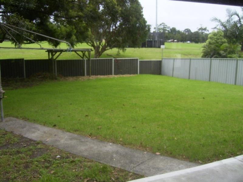 14 Linda  Pl, Woonona NSW 2517