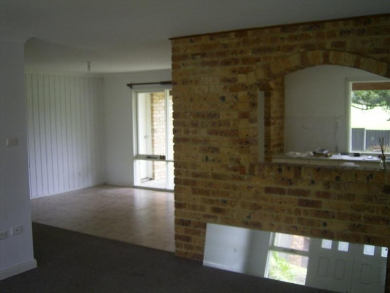 14 Linda  Pl, Woonona NSW 2517