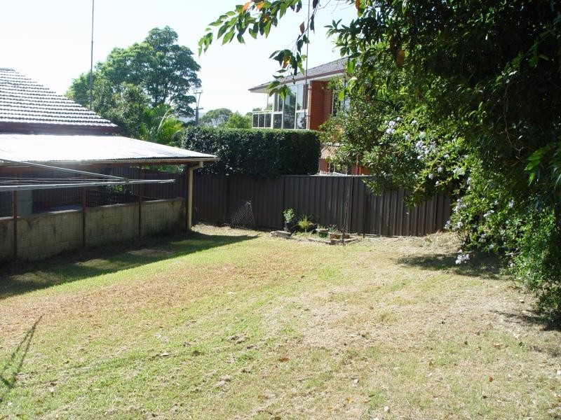 10 McDonough  St, Figtree NSW 2525