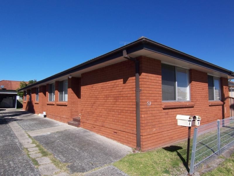 2/57 Lake Entrance Rd, Warilla NSW 2528