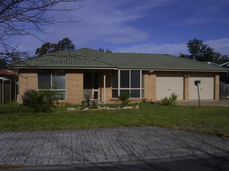 11 Boddington Way, Horsley NSW 2530