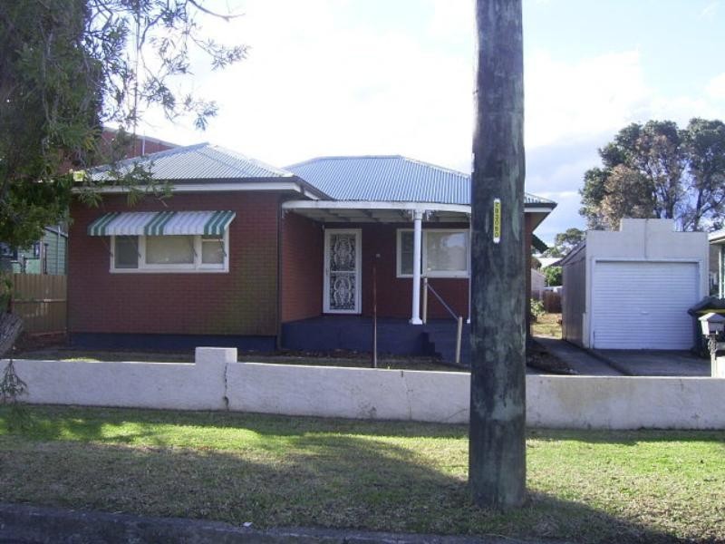 18 Jardine St, Fairy Meadow NSW 2519