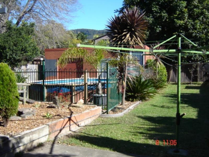 440 Lawrence Hargrave Dr, Thirroul NSW 2515