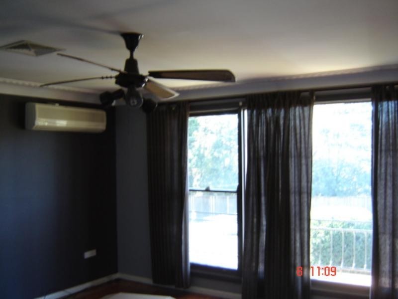 440 Lawrence Hargrave Dr, Thirroul NSW 2515