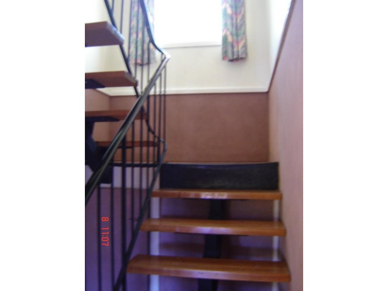 440 Lawrence Hargrave Dr, Thirroul NSW 2515