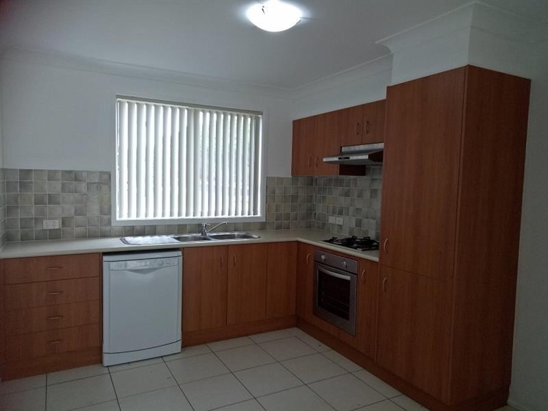 1/24 Bribie  Ave, Shell Cove NSW 2529