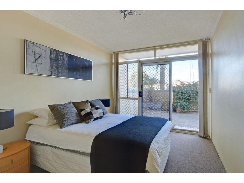 2/34 Pioneer  Rd, Bellambi NSW 2518