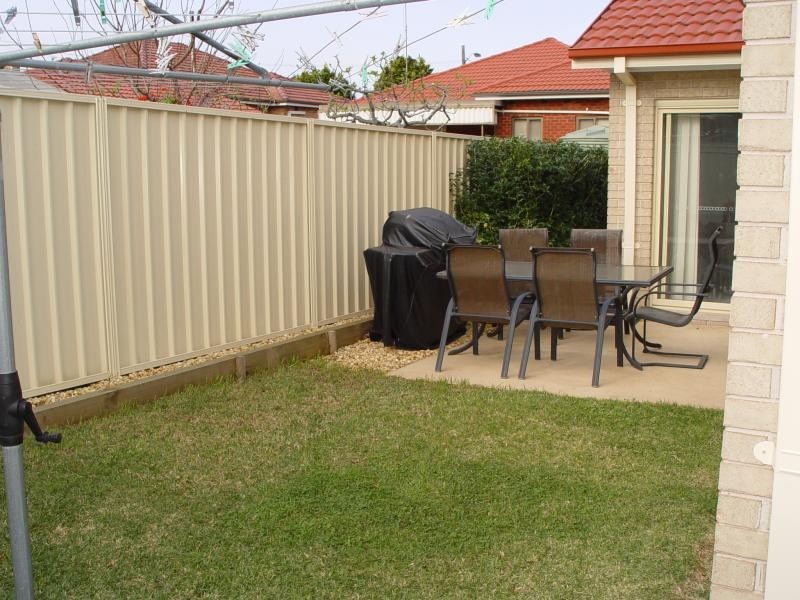 2/479 Princes  Hwy, Fairy Meadow NSW 2519