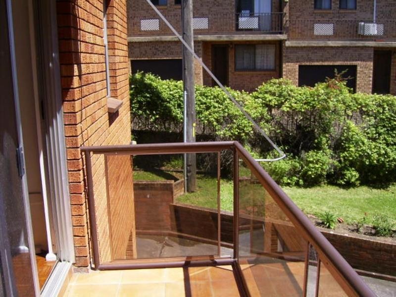 9/1 Powell St, Mangerton NSW 2500