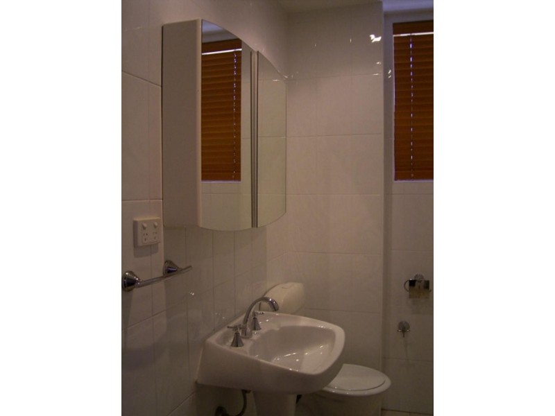 9/1 Powell St, Mangerton NSW 2500