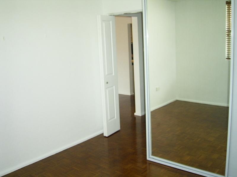 9/1 Powell St, Mangerton NSW 2500