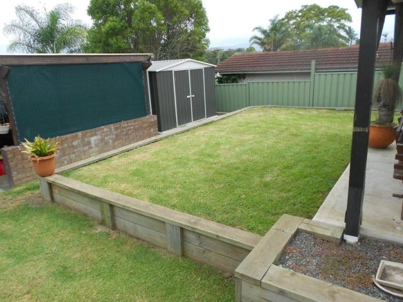 24 Kippax St, Warilla NSW 2528