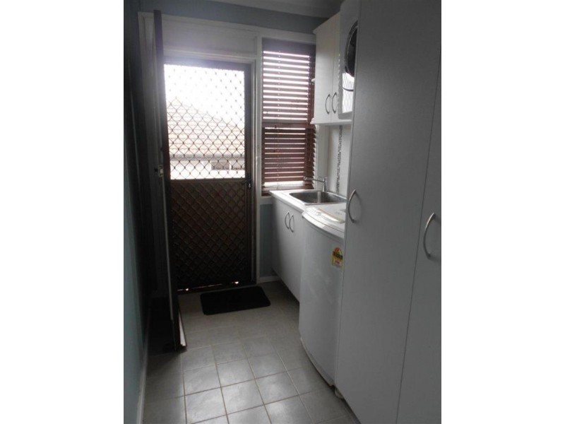 24 Kippax St, Warilla NSW 2528