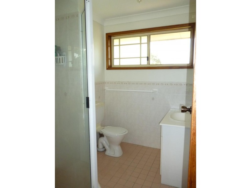 2/64  Gilmore  St, West Wollongong NSW 2500