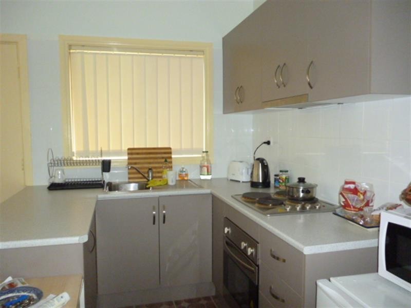 96 Heaslip St, Coniston NSW 2500