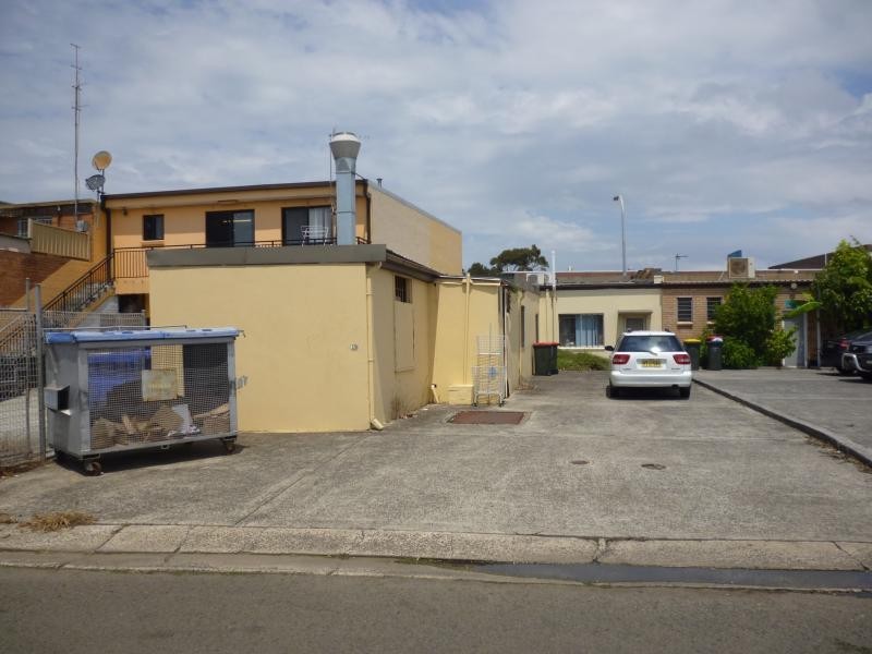 15 George  St, Warilla NSW 2528