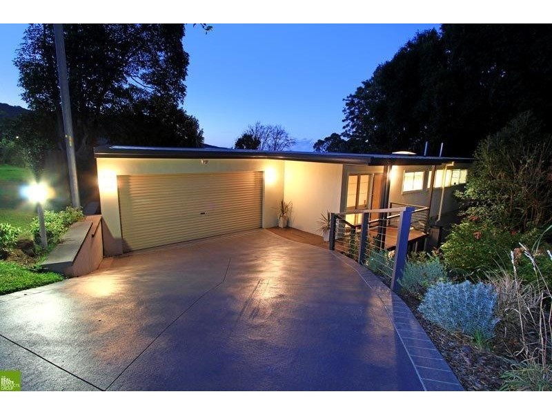 35 Rose Pde, Mount Pleasant NSW 2519