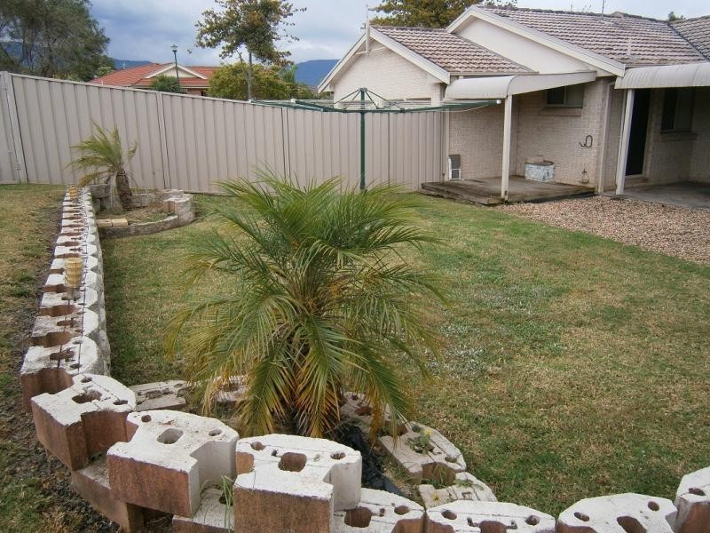 7 Ashton Vale Gr, Horsley NSW 2530