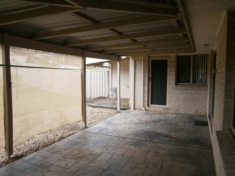 7 Ashton Vale Gr, Horsley NSW 2530