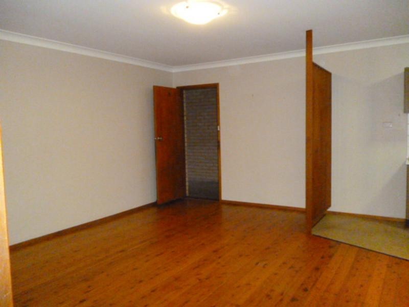 2/9 Zelang  Ave, Figtree NSW 2525