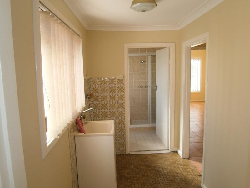 79 Lakeview  Pde, Primbee NSW 2502