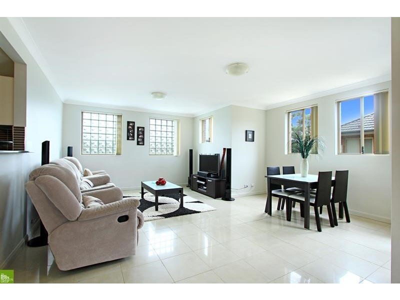 17/5-7  Princes  Hwy, Figtree NSW 2525
