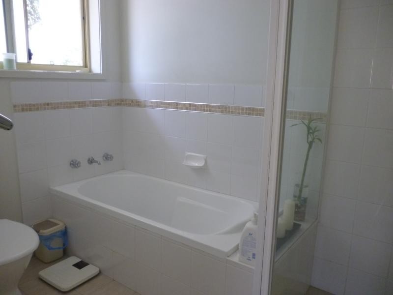 1/17 Taronga Ave, Mangerton NSW 2500