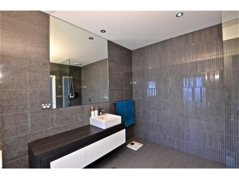 57 Carters  Lane, Towradgi NSW 2518