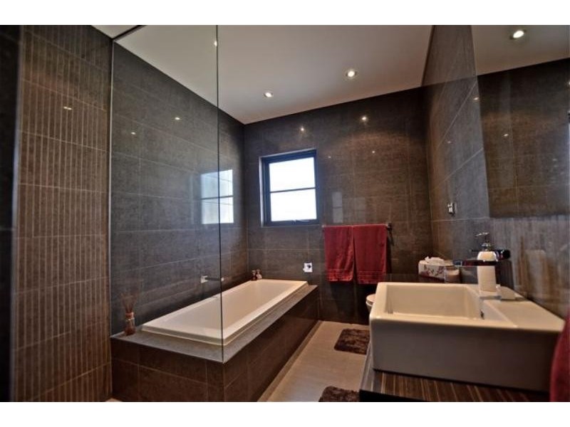 57 Carters  Lane, Towradgi NSW 2518