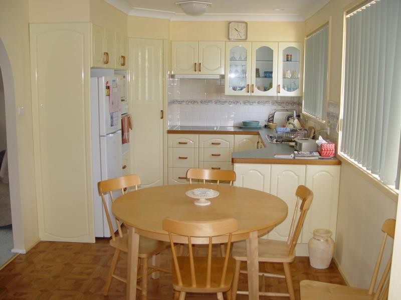 2/10 Owen Park Rd, Bellambi NSW 2518