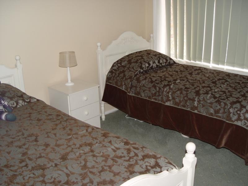 2/10 Owen Park Rd, Bellambi NSW 2518