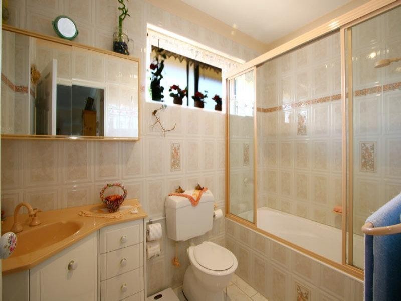 6/9-11 Peterborough  Ave, Lake Illawarra NSW 2528