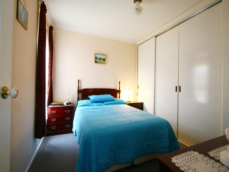 6/9-11 Peterborough  Ave, Lake Illawarra NSW 2528
