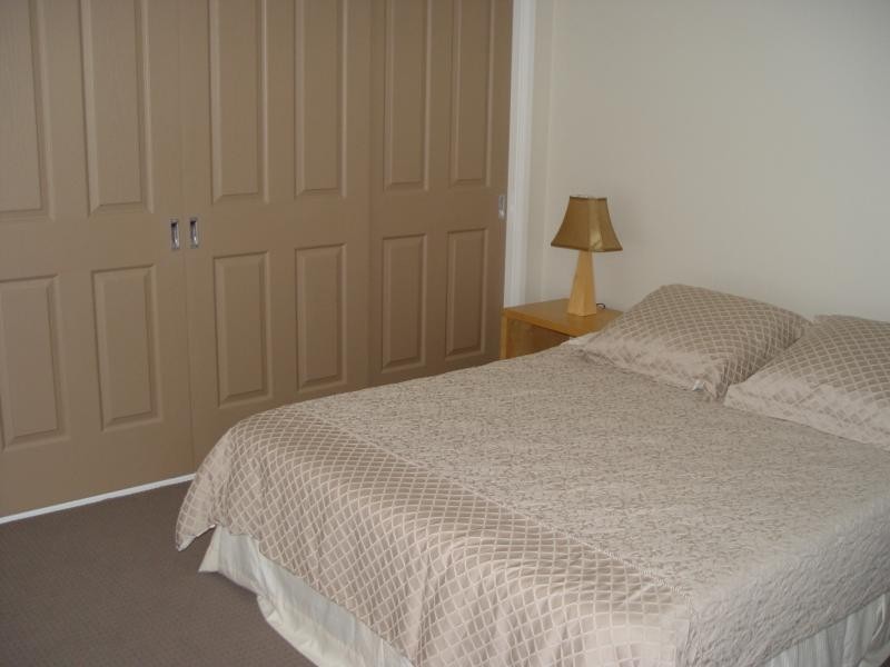 16B Murrogun Cres, Cordeaux Heights NSW 2526