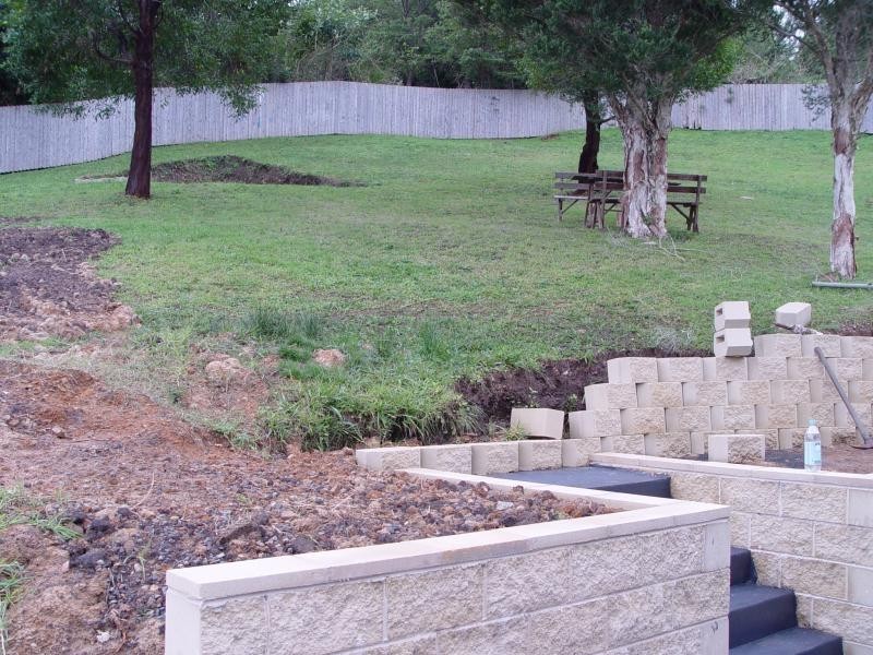 16B Murrogun Cres, Cordeaux Heights NSW 2526