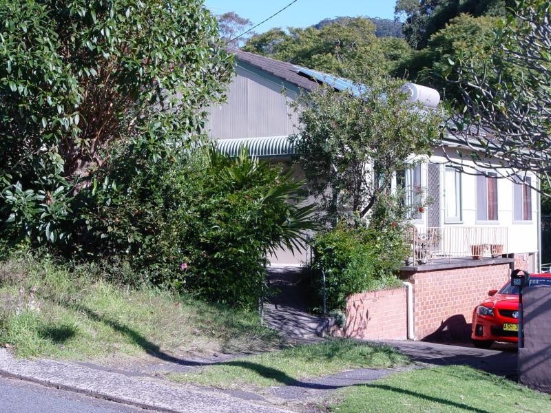 26 East  St, Russell Vale NSW 2517