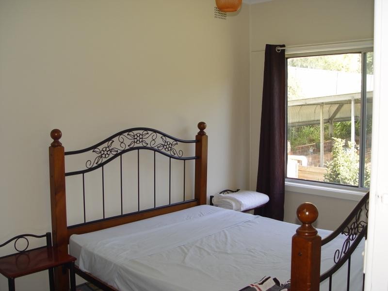 26 East  St, Russell Vale NSW 2517