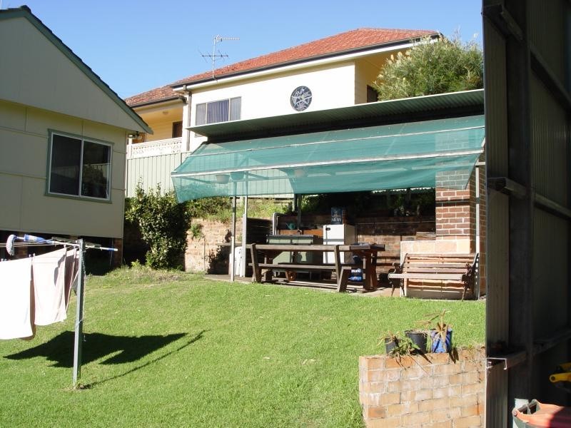 26 East  St, Russell Vale NSW 2517
