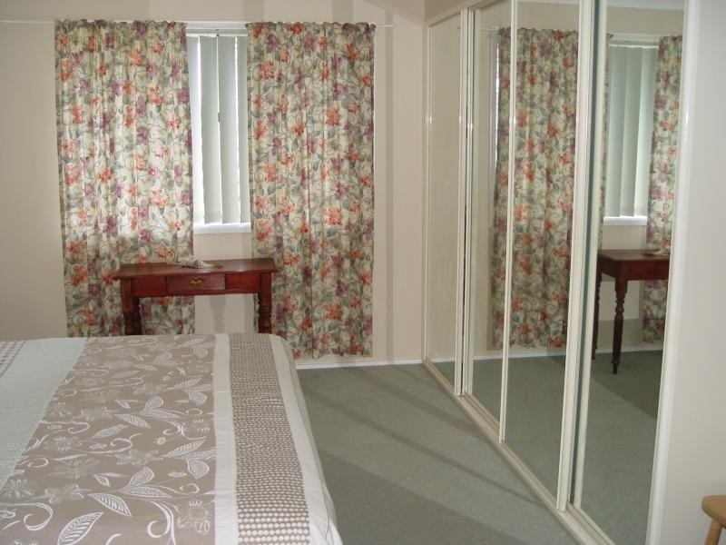 2/10 Owen Park Rd, Bellambi NSW 2518