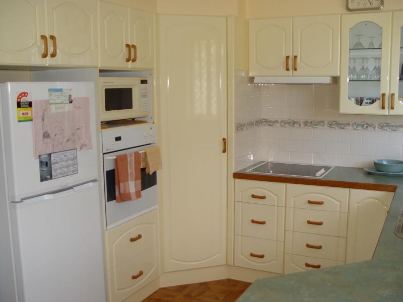 2/10 Owen Park Rd, Bellambi NSW 2518