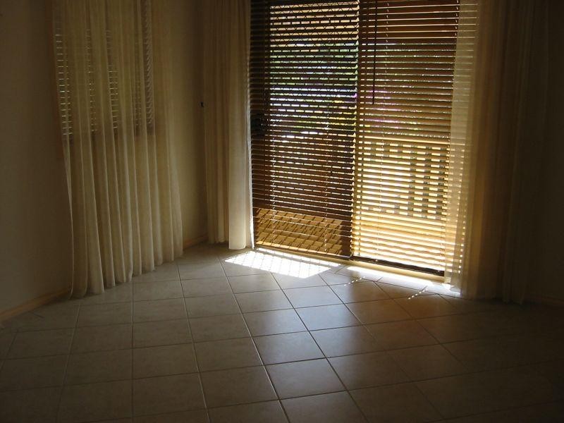 1/17 Gwyther Ave, Bulli NSW 2516