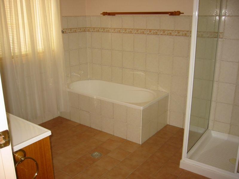 1/17 Gwyther Ave, Bulli NSW 2516