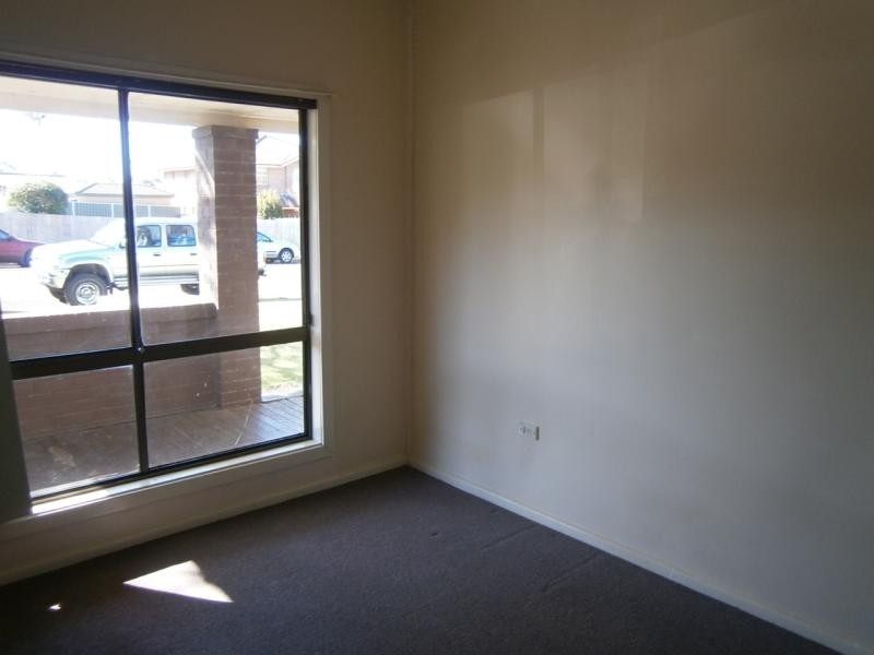 5 Moore St, Gwynneville NSW 2500