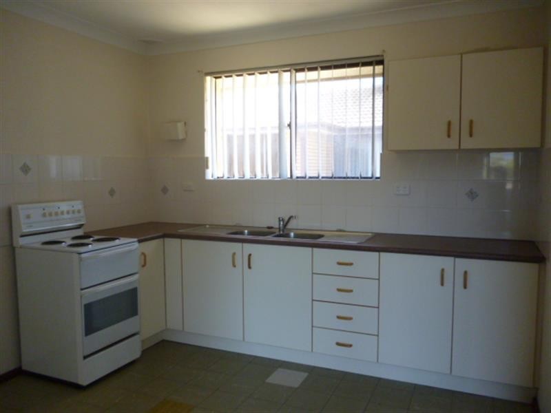 3/5 St Lukes  Ave, Brownsville NSW 2530