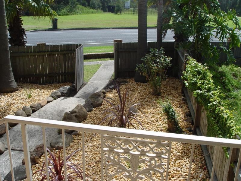 2/3 Lake Pde, East Corrimal NSW 2518