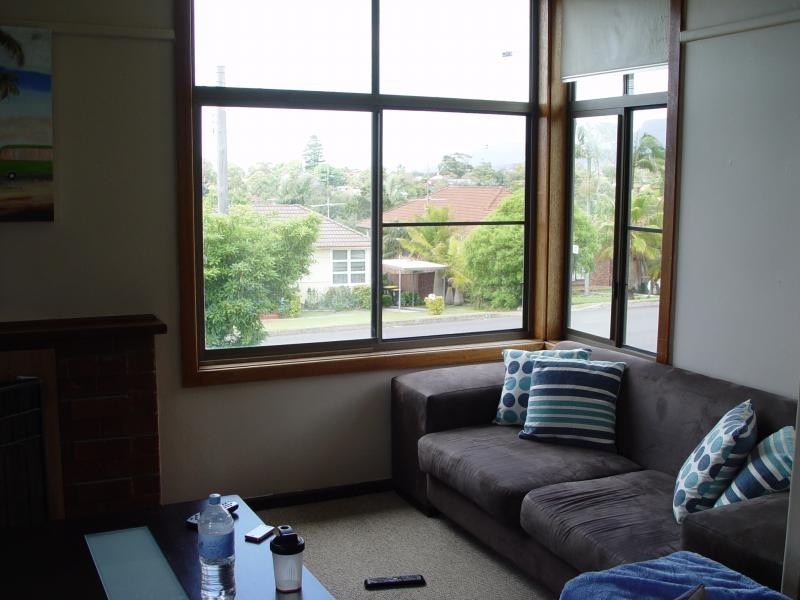 2a O’Brien St, Bulli NSW 2516