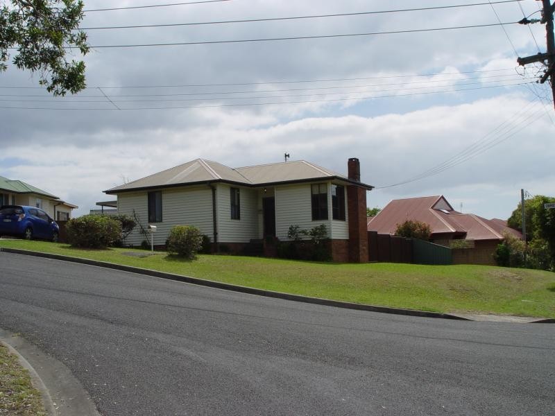 2a O’Brien St, Bulli NSW 2516