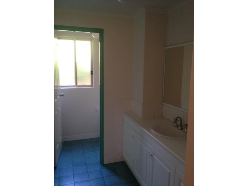 3/2 Edward  St, Wollongong NSW 2500