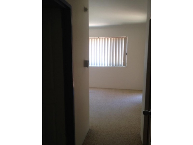 3/2 Edward  St, Wollongong NSW 2500