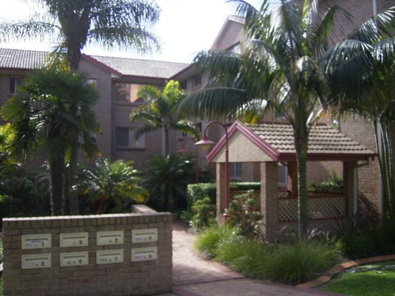 3/2 Edward  St, Wollongong NSW 2500